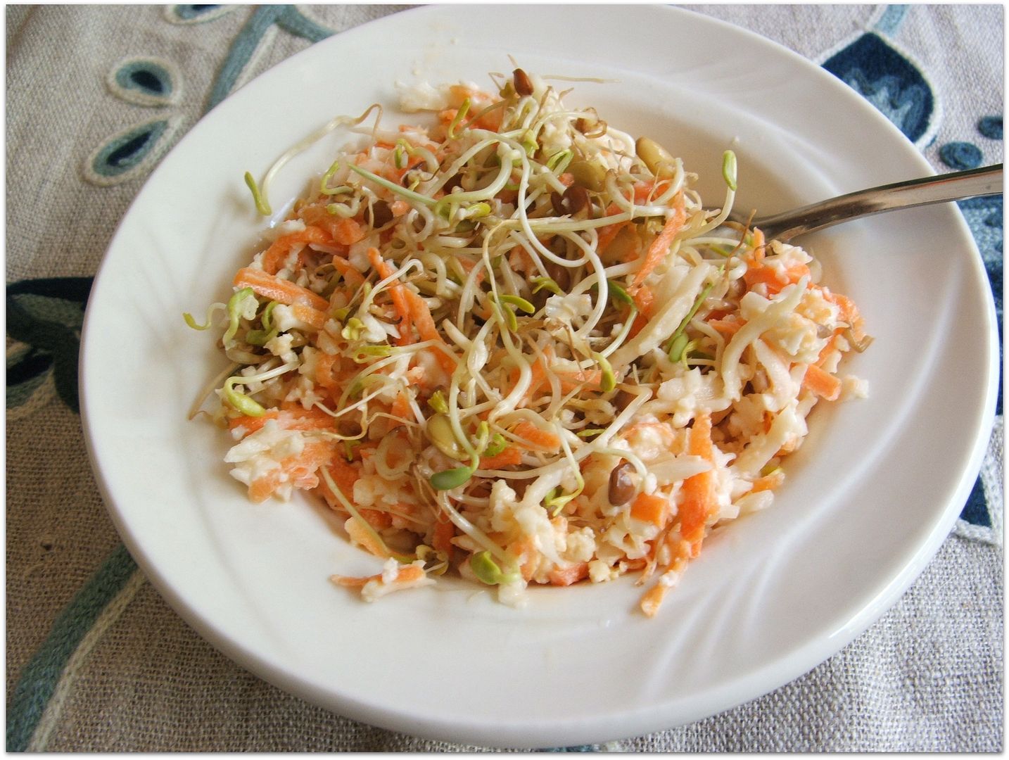 Cauliflower Slaw by Angie Ouellette-Tower for godsgrowinggarden.com photo 002_zpsf044f0ce.jpg