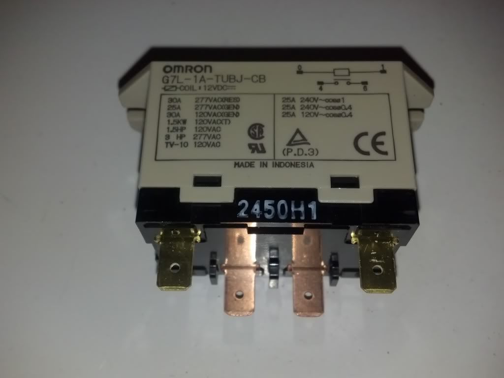 relay 220v