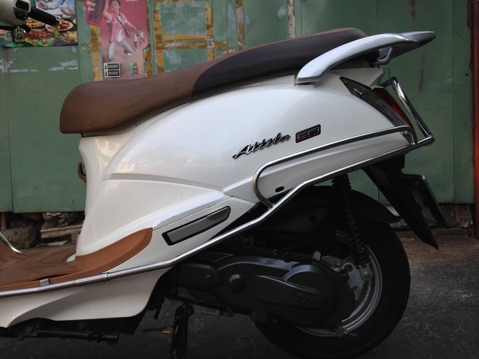 Bán Atila Alizabeth Fi màu trắng cuối 2011 - 2