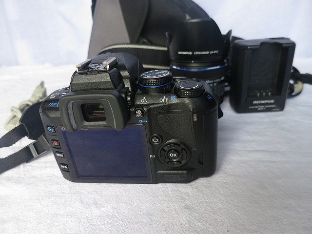 Olympus E420, kit 14-42mm Like New .giá tốt - 1