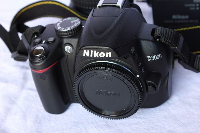 Nikon D3000 kit 18-55mm VR + Nikon D5000 Kit 18-55mm VR + Nikon D7000 kit 18-105mm VR - 1