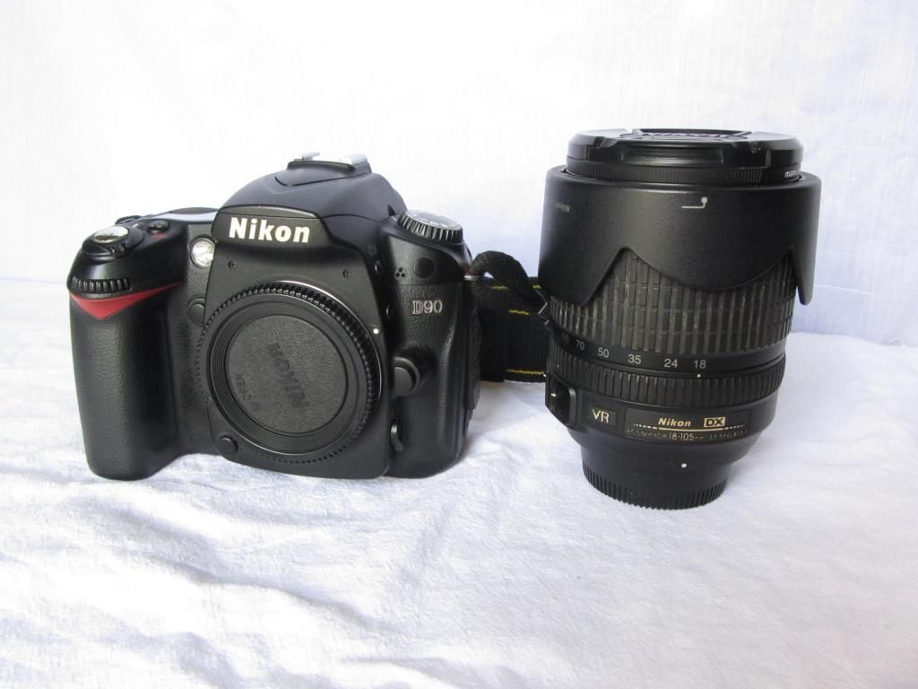Nikon D90 , kit 18-105mm VR giá tốt
