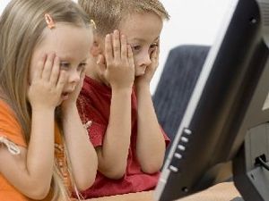 Çocukları İnternetin Tehlikelerinden Korumak